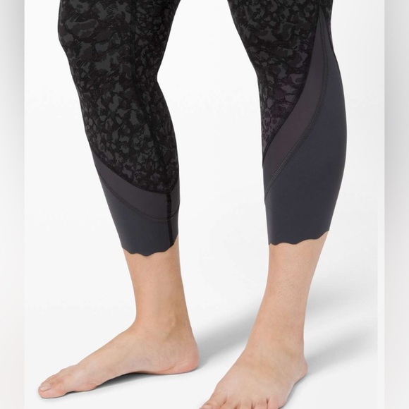 Lululemon Wunder Under High Rise Leggings Womens 6 Athleisure Workout Gym - Picture 4 of 7